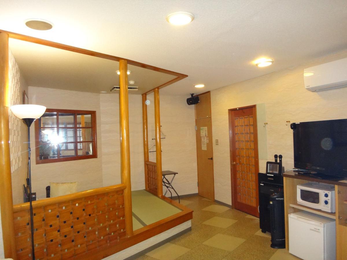 Utility Hotel Coo Yokoshibahikari Exteriör bild